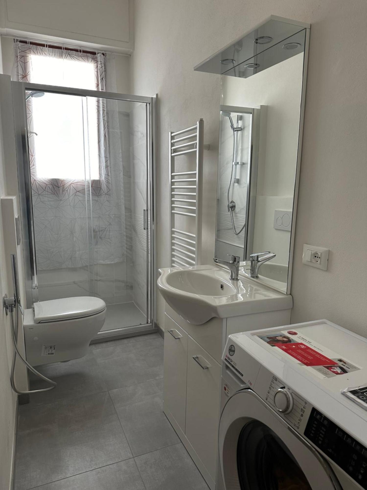 Habitación en casa particular Jf Yellow - Ideal Location Away From The Crowds And Close To The Tramline Stop - Only Female Guests Or Couples *